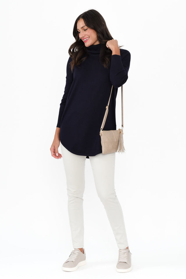 alt text|model:Brontie image 4