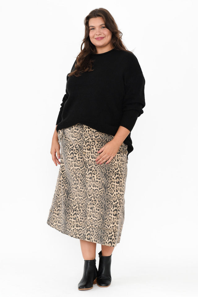 plus-size,curve-bottoms,plus-size-skirts,alt text|model:Gabby image 9
