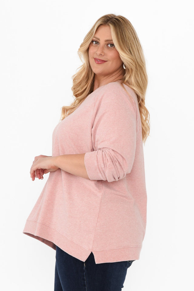 alt text|model:Caitlin image 9