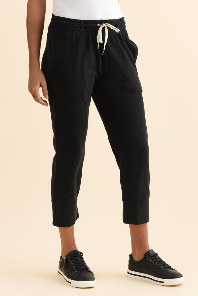 Fundamental Brunch Black Cotton Sweatpants,Brunette model,alt text|model:Brontie image 5