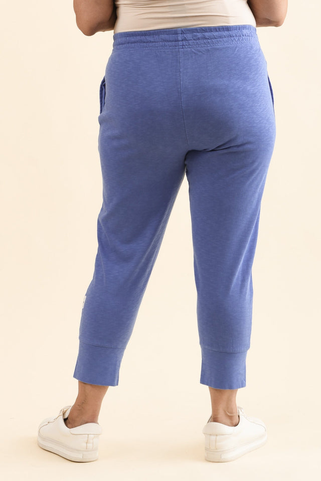 Fundamental Brunch Blue Cotton Sweatpants,Back,Brunette model,alt text|model:Pilita image 11