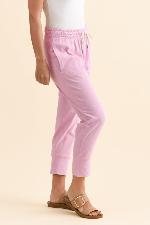 alt text|model:MJ image 3