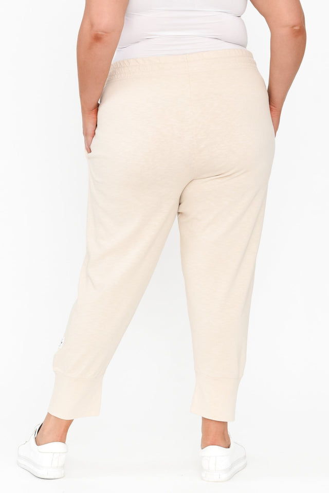 Fundamental Brunch Natural Cotton Sweatpants,Blonde model,alt text|model:Caitlin image 10