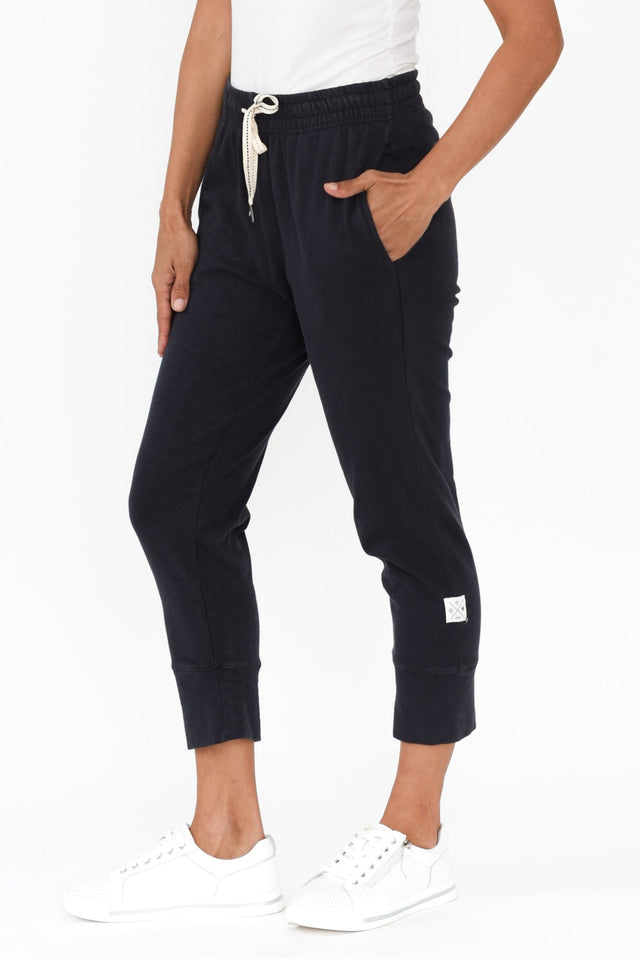 alt text|model:Cara image 6