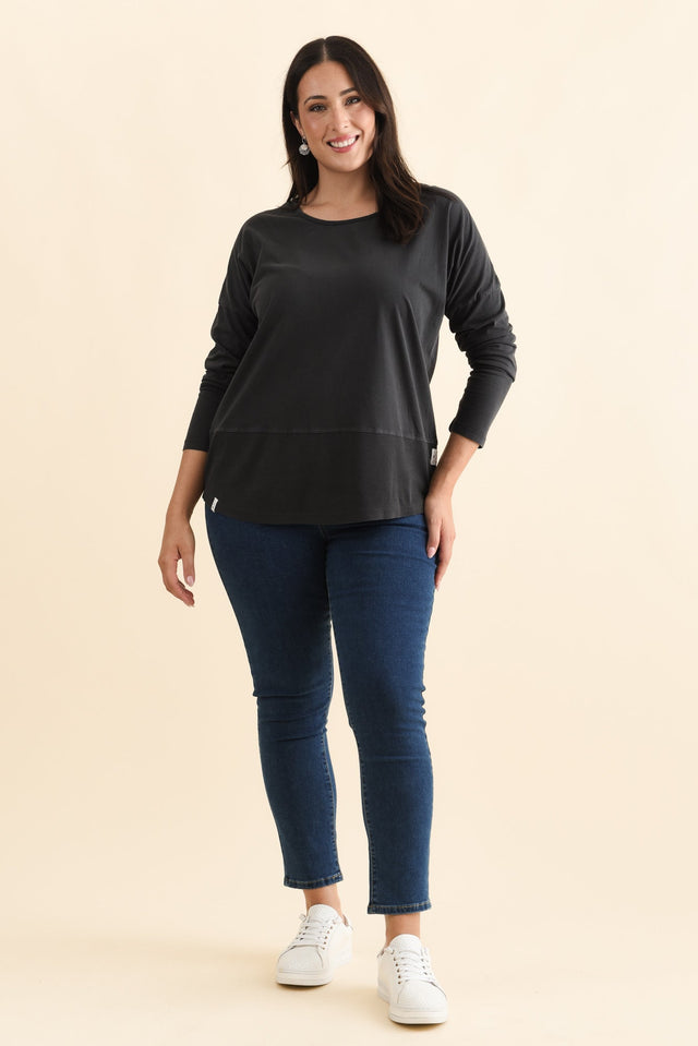 Fundamental Washed Black Cotton Rib Sleeved Top,Brunette model,alt text|model:Emilia image 7
