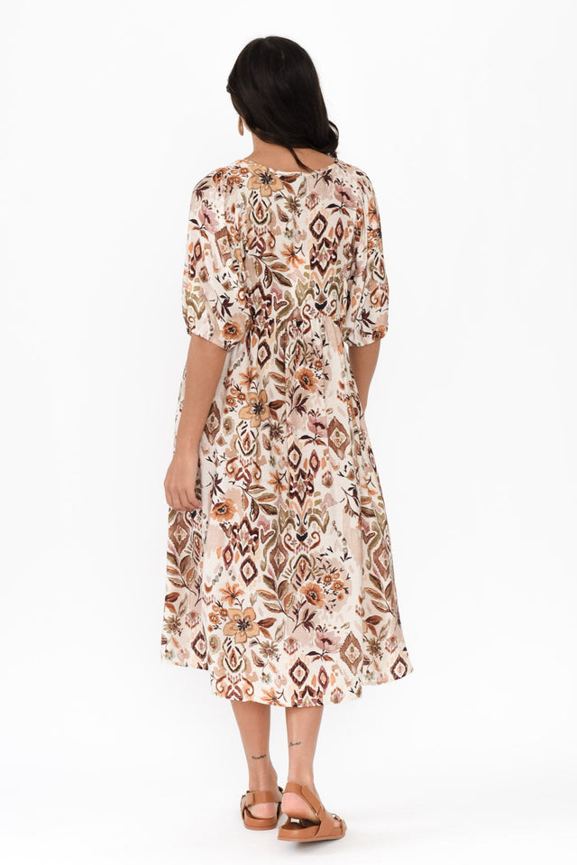 alt text|model:Brontie image 4