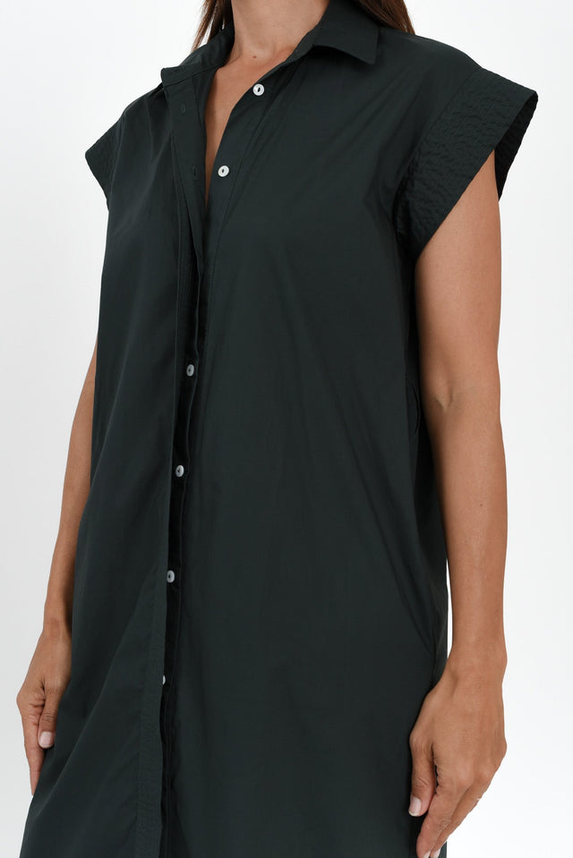 alt text|model:Cara image 6