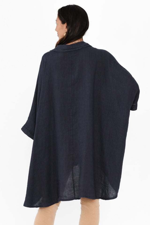 alt text|model:Cara image 5