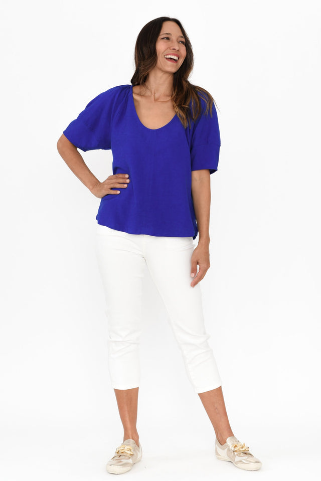 alt text|model:Cara image 8