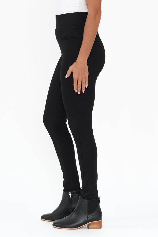 alt text|model:Brontie image 4