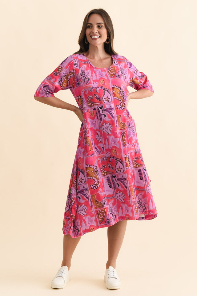 Hailee Pink Paisley Linen Cotton Dress,Brunette model,alt text|model:MJ image 7