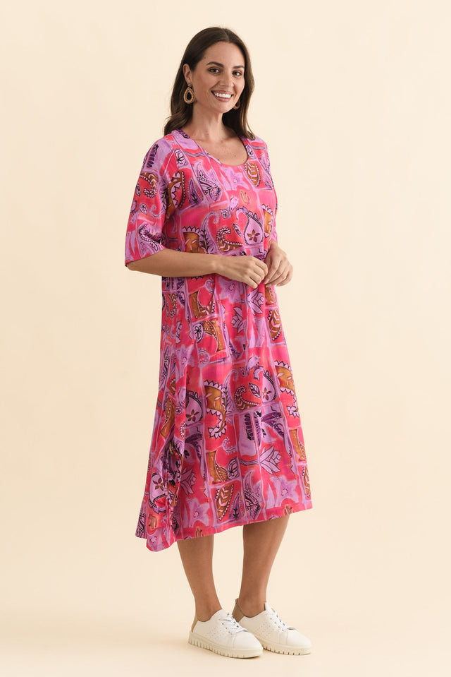 Hailee Pink Paisley Linen Cotton Dress,Brunette model,alt text|model:MJ image 4