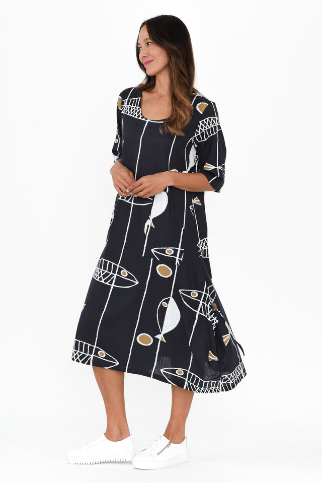 alt text|model:Cara image 4