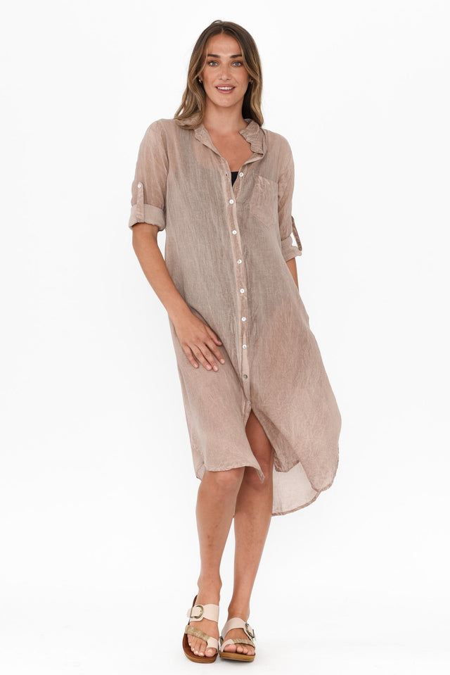 Hailey Taupe Cotton Button Kaftan,Brunette model,alt text|model:Johanna image 7