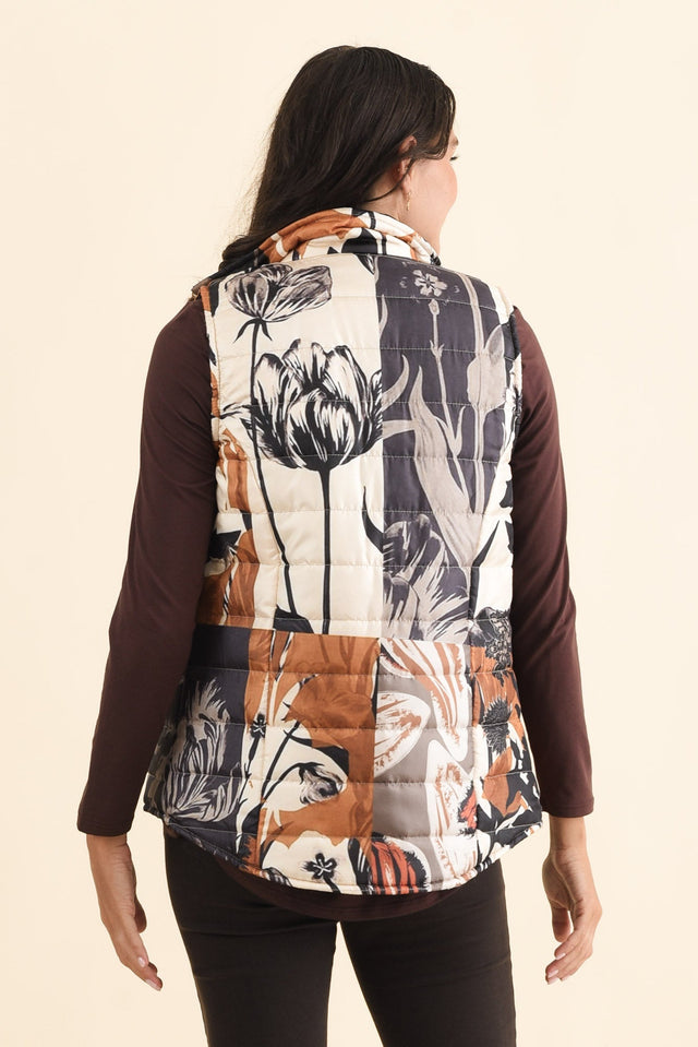 Hallen Orange Floral Puffer Vest,Brunette model,alt text|model:Brontie image 5