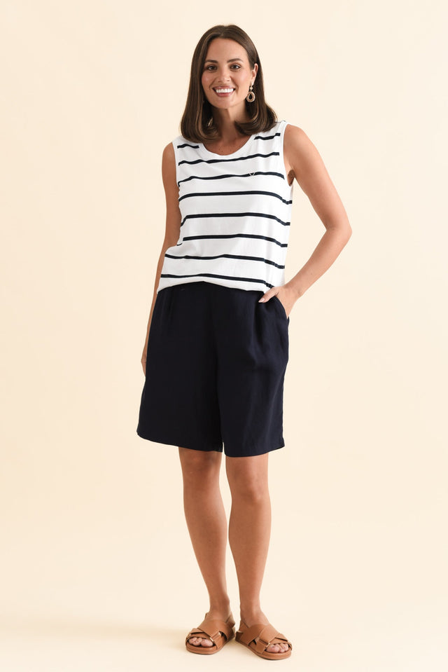 alt text|model:MJ image 7