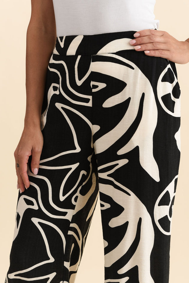 alt text|model:Brontie image 7