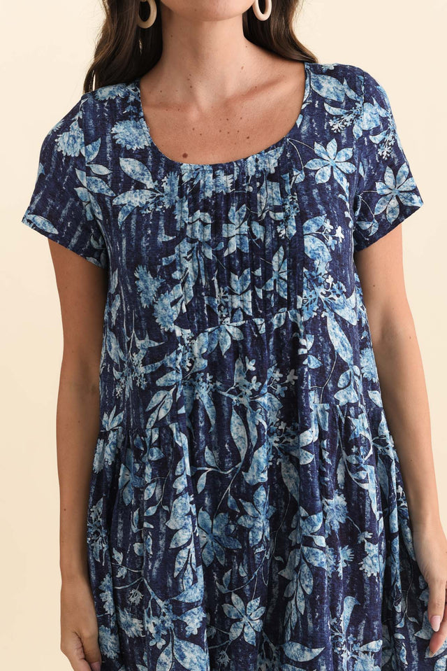 alt text|model:MJ image 6