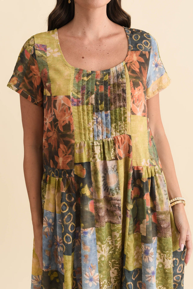 Hanoi Green Mosaic Cotton Blend Dress,Brunette model,alt text|model:MJ image 6