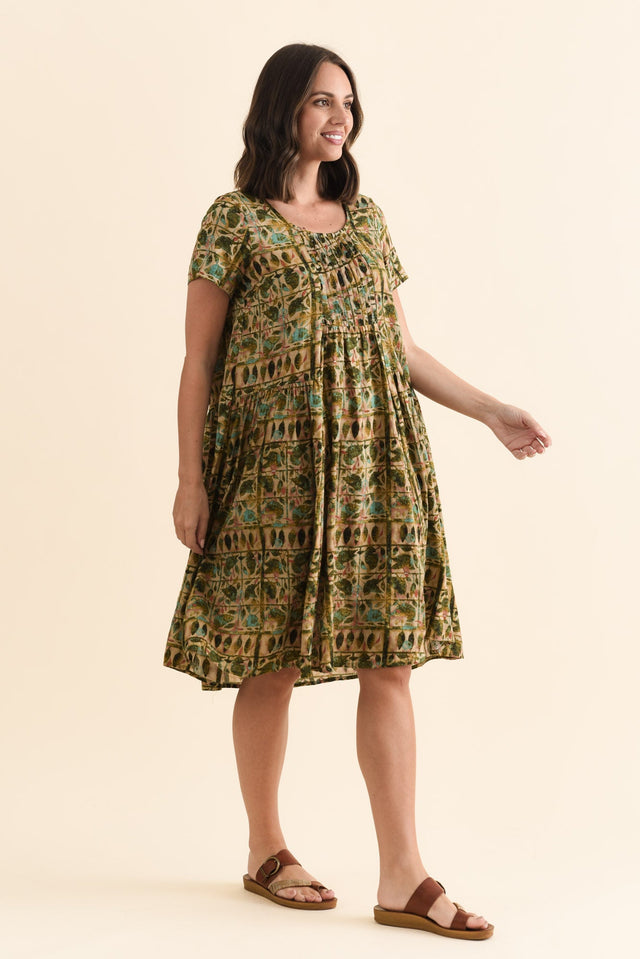 alt text|model:MJ image 4