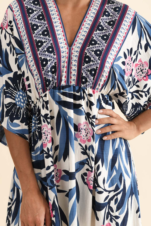 alt text|model:Brontie image 6