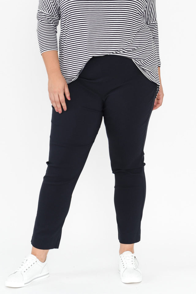 plus-size,curve-basics,curve-bottoms,plus-size-pants,plus-size-basic-bottoms,plus-size-work-edit,alt text|model:Gabby