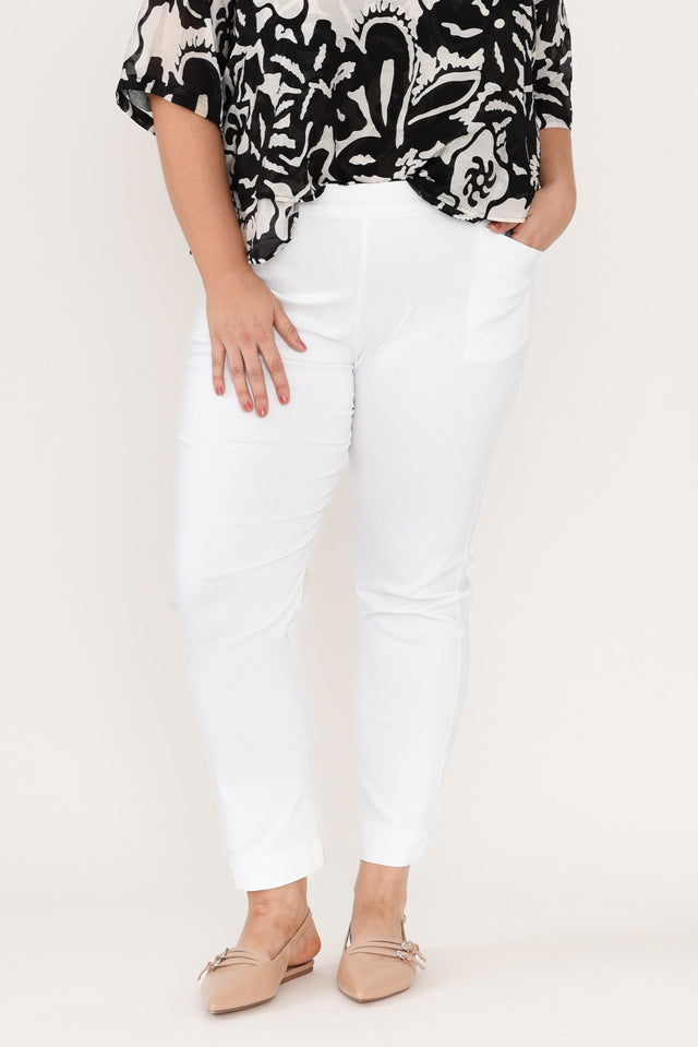 plus-size,curve-basics,curve-bottoms,plus-size-pants,plus-size-basic-bottoms,plus-size-work-edit,alt text|model:Gabby image 6