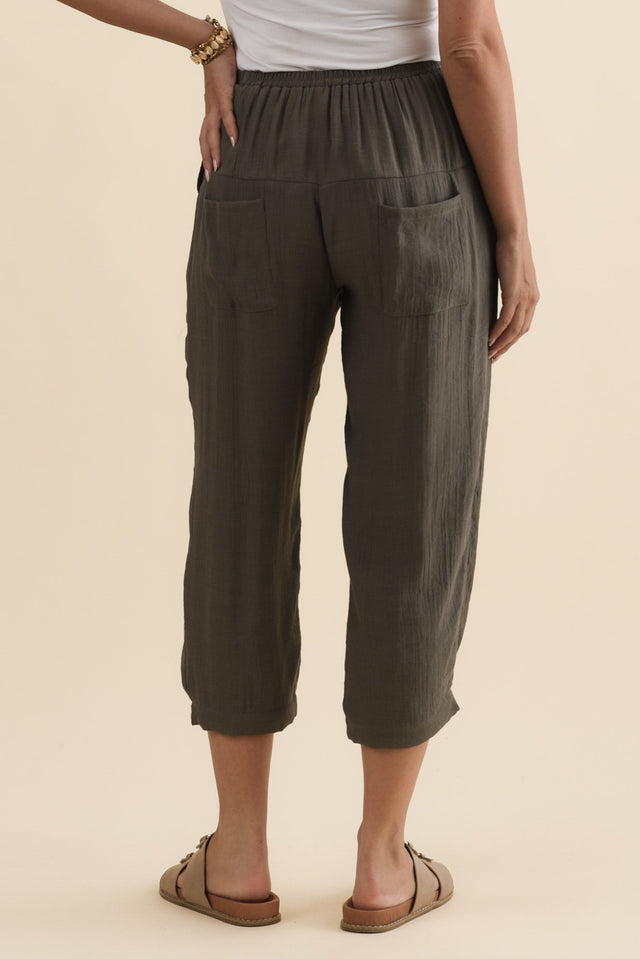 alt text|model:MJ image 5