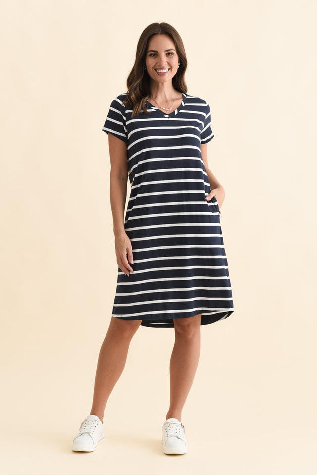 alt text|model:MJ image 1