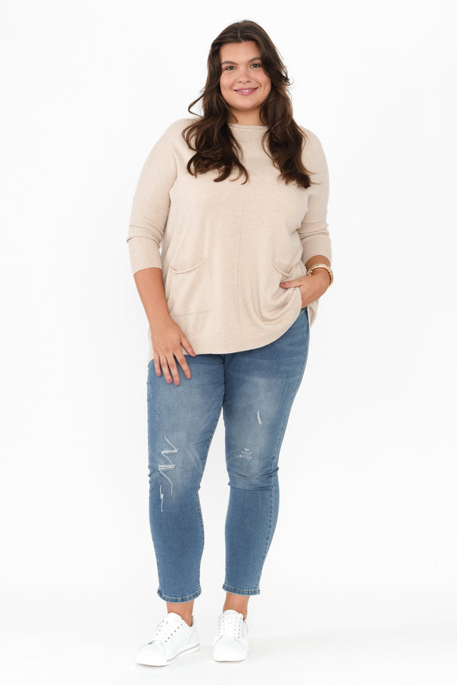 alt text|model:Gabby image 12