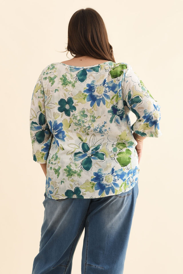 alt text|model:Gabby image 12