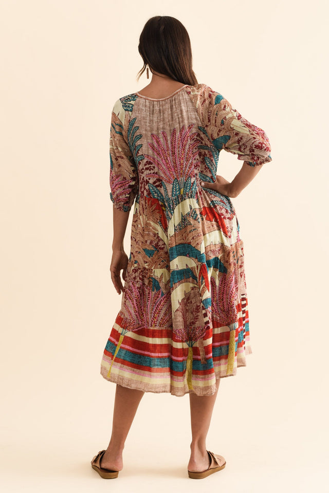 alt text|model:Cara image 5