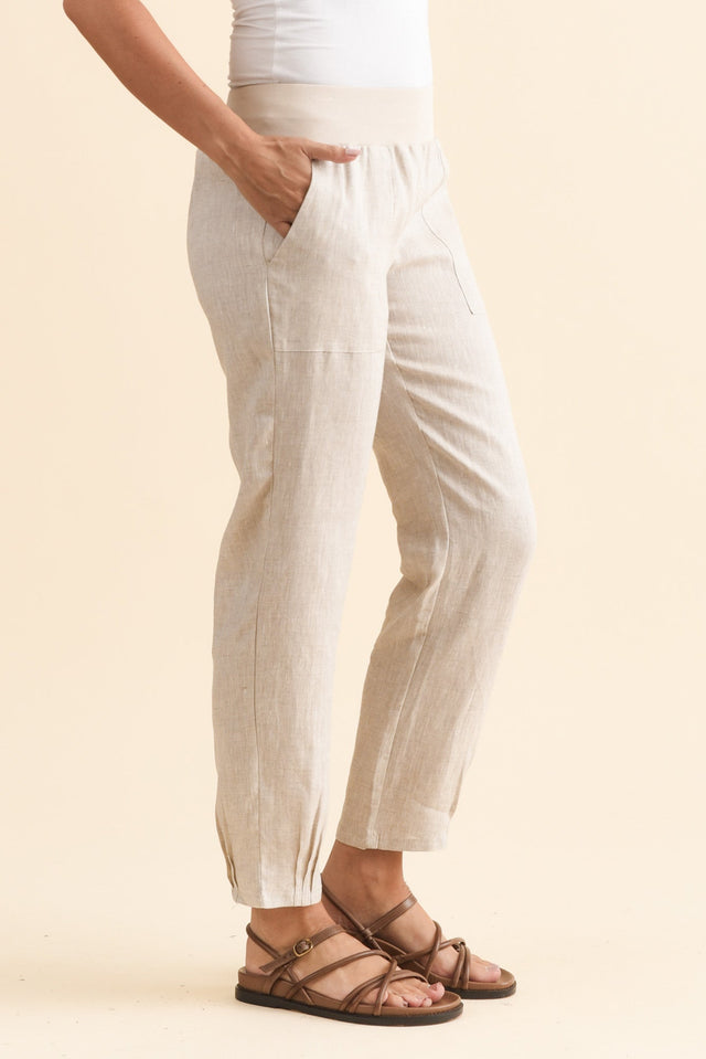 alt text|model:MJ image 4