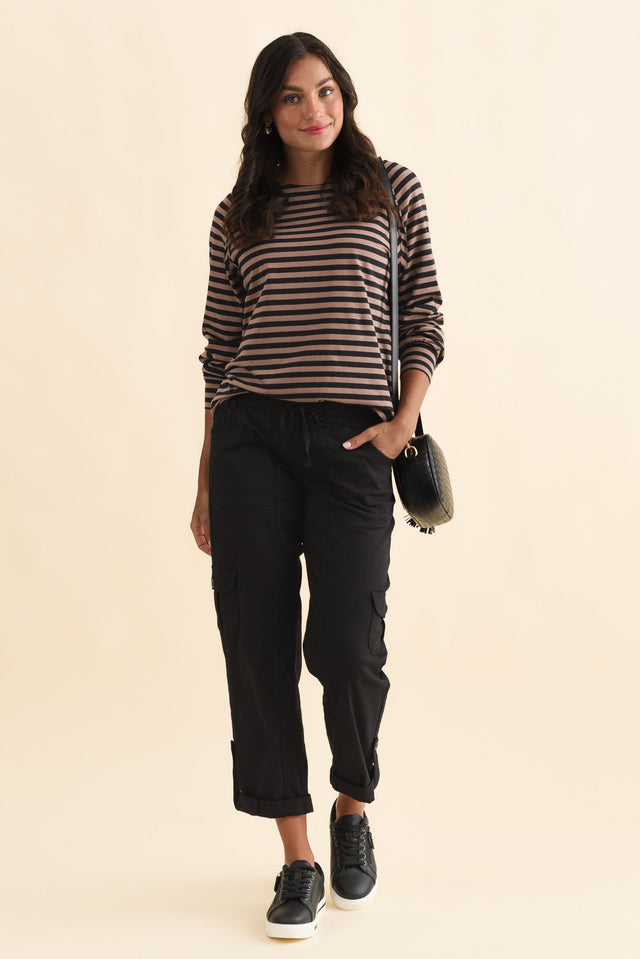 alt text|model:Brontie image 2