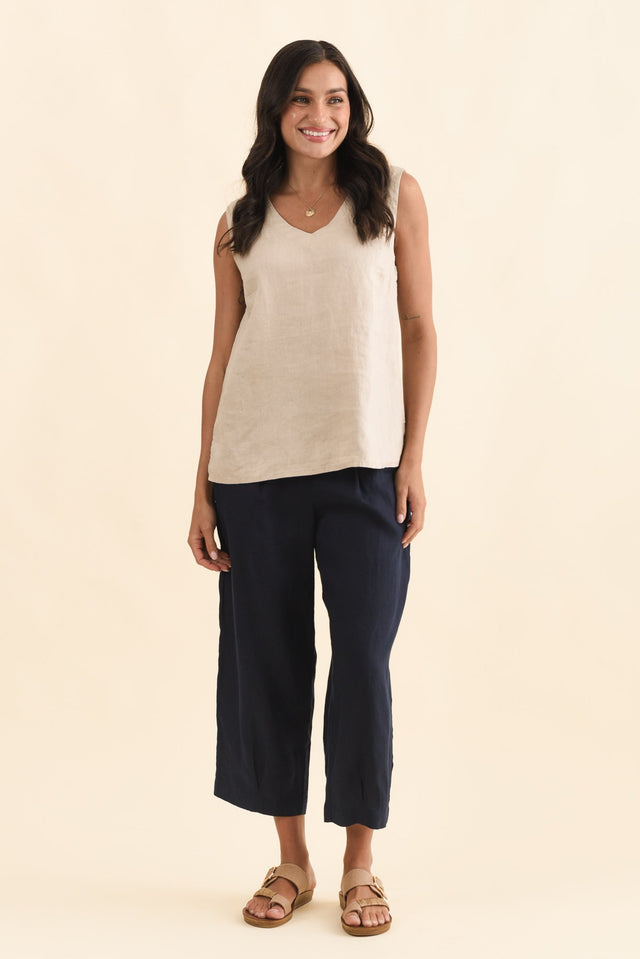 Inez Beige Linen Tank,Brunette model,alt text|model:Brontie image 8