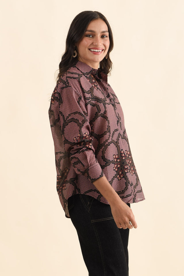 Isa Pink Floral Cotton Silk Shirt,Brunette model,alt text|model:Brontie image 4
