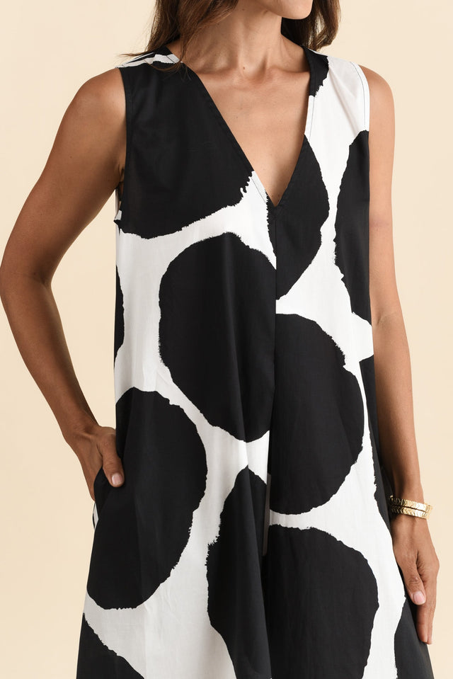 alt text|model:Cara image 7