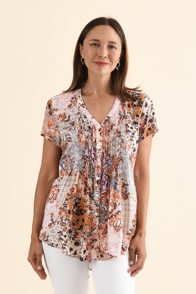Isobel Pink Flower Button Top,Front,Brunette model,alt text|model:Cara image 1