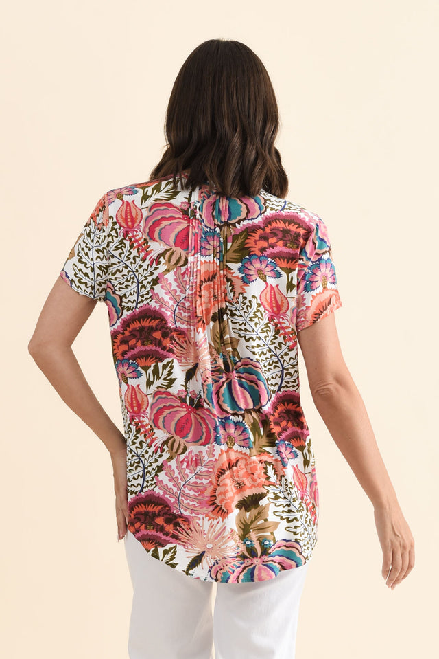 alt text|model:MJ image 5