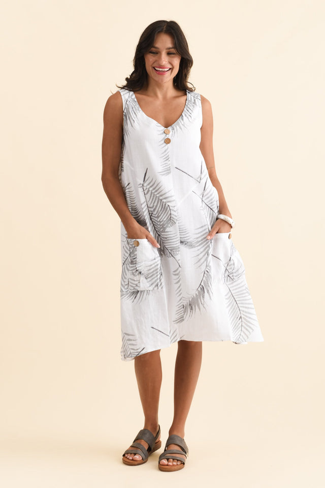 alt text|model:Brontie