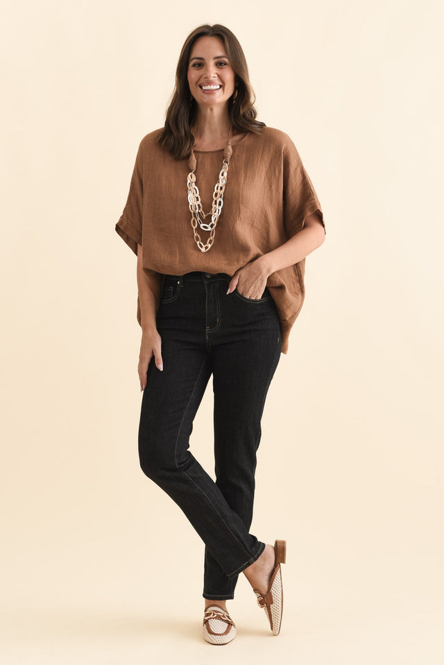 alt text|model:MJ image 7