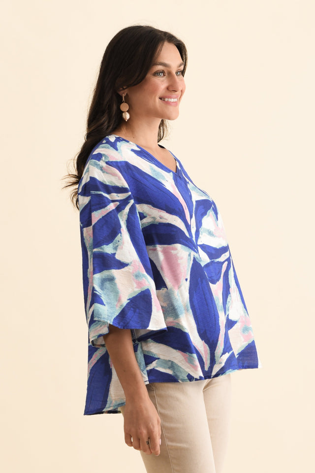 Janelle Blue Leaf V Neck Top,Brunette model,alt text|model:Brontie image 5