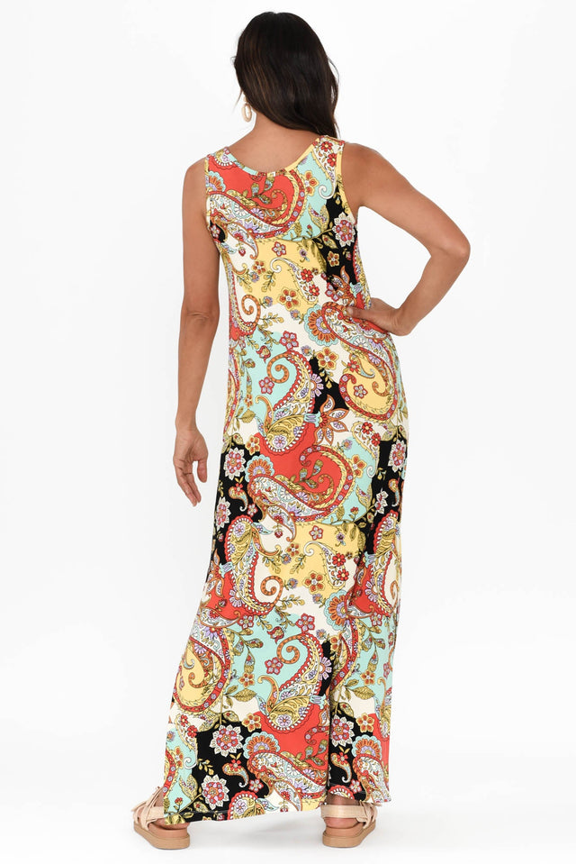 alt text|model:Cara image 6