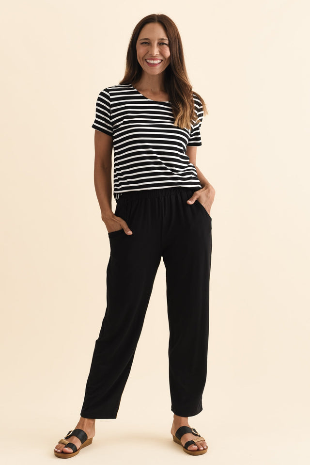 Janis Black Stripe Bamboo Tee,Brunette model,alt text|model:Cara image 9