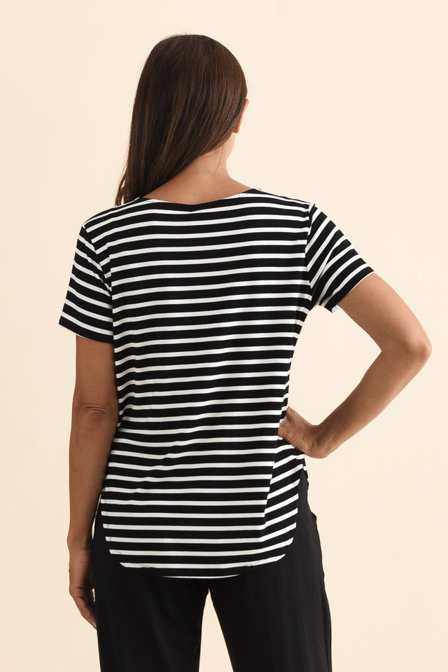 Janis Black Stripe Bamboo Tee,Brunette model,alt text|model:Cara image 6