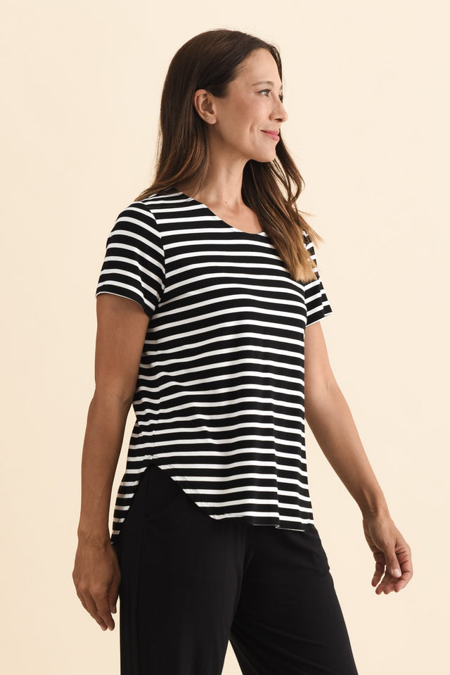 Janis Black Stripe Bamboo Tee,Brunette model,alt text|model:Cara image 5