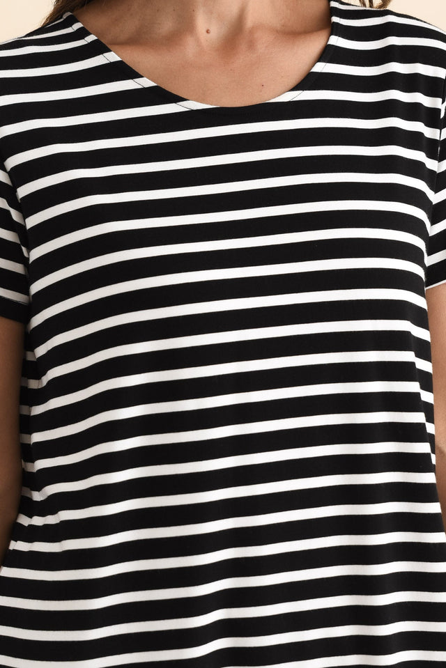 Janis Black Stripe Bamboo Tee,Brunette model,alt text|model:Cara image 7