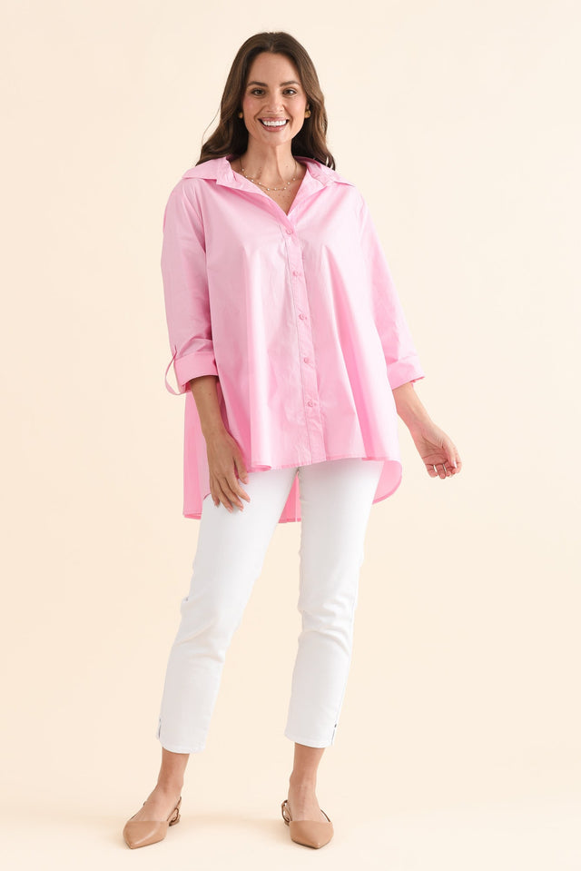 Jeanie Pink Cotton Pleated Shirt,Full Body,Brunette model,alt text|model:MJ image 6
