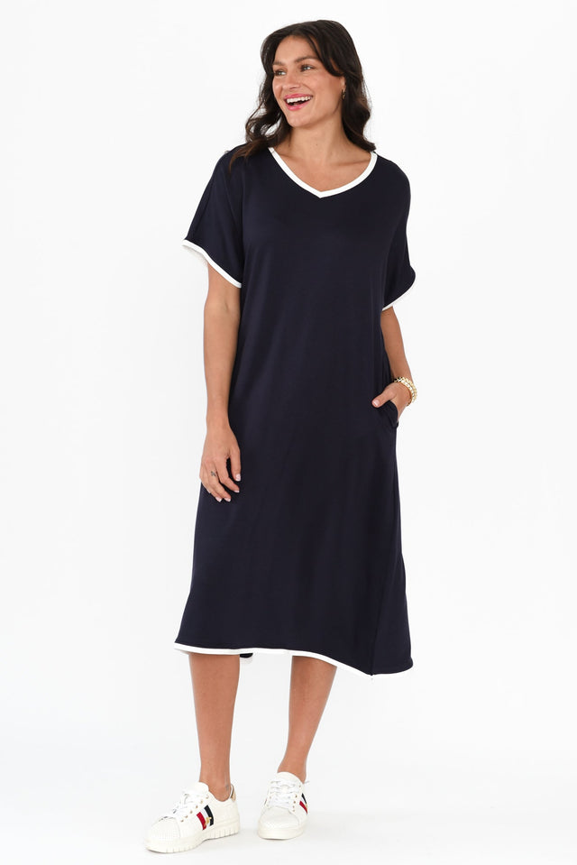 alt text|model:Brontie