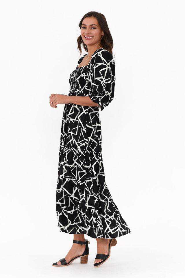 Jonathan Black Geo Shirred Maxi Dress,Brunette model,alt text|model:Brontie image 4